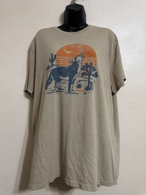 Wrangler Beige Short-Sleeve Tee with Desert Wolf Graphic